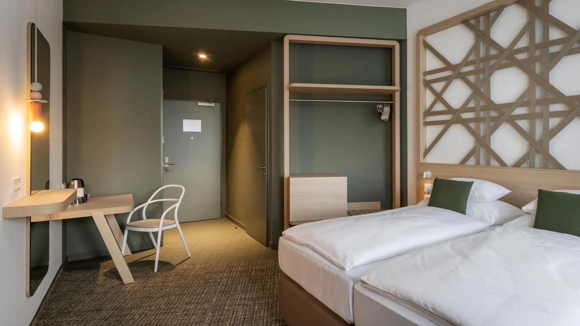 Arcotel Aq Wien 4*, Vienna